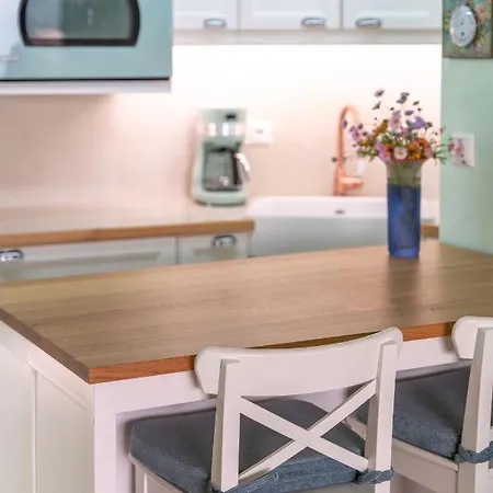 Lydia's Luxury Lejlighed