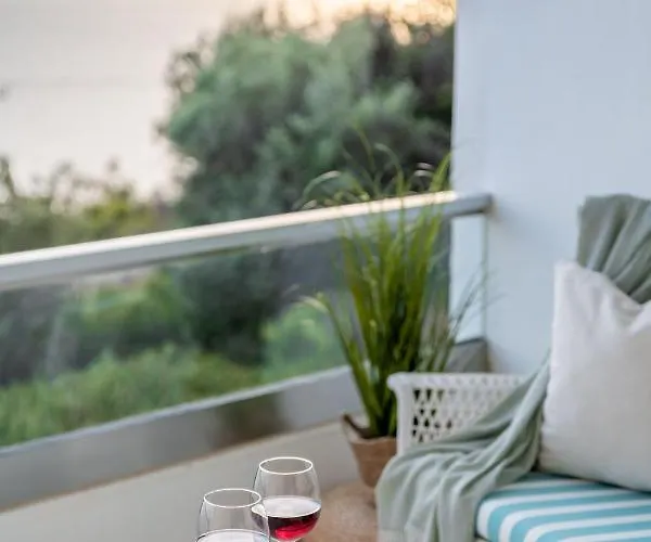 Apartament Lydia's Luxury Loutráki